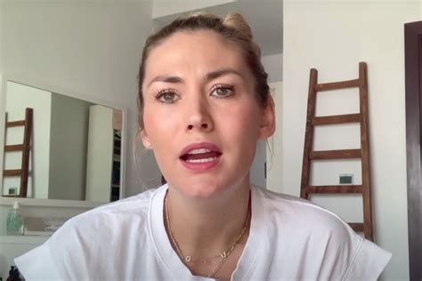 Model Fiona Erdmann Erzählt Im Video Ausführlich über Ihre Fehlgeburt