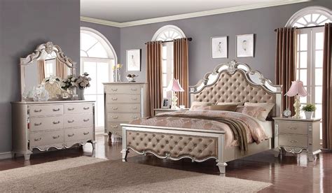 Silver Finish Wood King Bedroom Set 6pcs Wchest Contemporary Cosmos