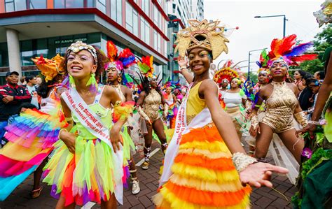 De Mooiste Fotos Van Het Zomercarnaval In Rotterdam Lindanl