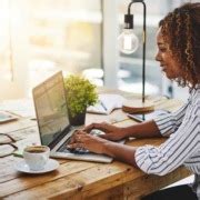 Découvre le quotidien de ces femmes hors du commun et tache de les assister au mieux. Métier bien payé à formation courte pour femme : Le guide