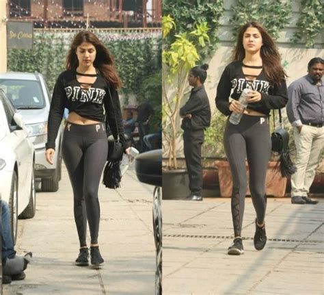 Rhea Chakraborty Spotted Outside Her Gym In Bandra Photos Images Gallery 80736