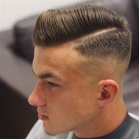 How to do a fade haircut? 30 Best Professional Business Hairstyles For Men (2021 ...