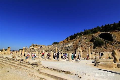 Sinopsis cintaku di bumi izmir. Kota Romawi Ephesus di Turki, Dahsyat Banget!