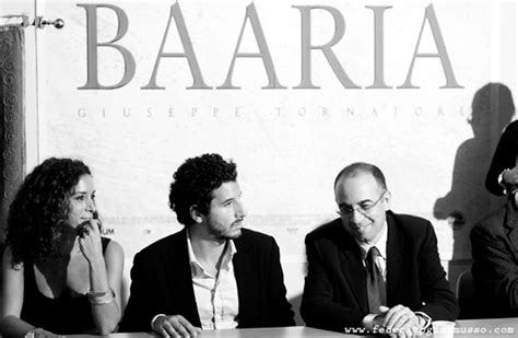 Scopri tutto il cast completo di baarìa "Aspettando Baarìa", il cast incontra il pubblico