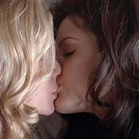 Angelina Jolie Lesbian Kiss Scene On Scandalplanetcom Xhamster