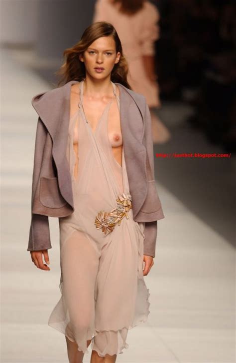 Naked Runway Models