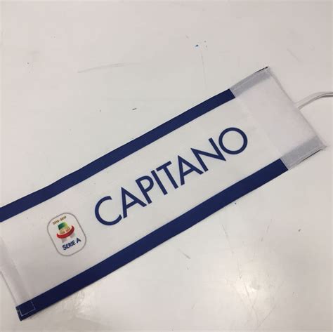 La pagina ufficiale della lega serie a e delle sue competizioni. Serie A Forbids Custom Captain Armbands, De Rossi Ignores New Rules - Footy Headlines