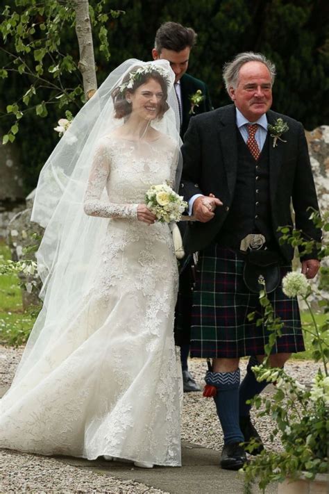 inside game of thrones stars kit harington and rose leslie s wedding in scotland abc news