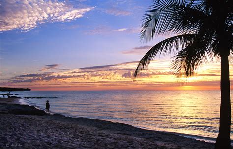 Bahama's Sunrise | Paradise island bahamas, Bahamas, Sunrise