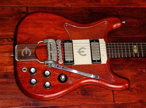1962 Epiphone Crestwood Custom Garys Classic Guitars And Vintage