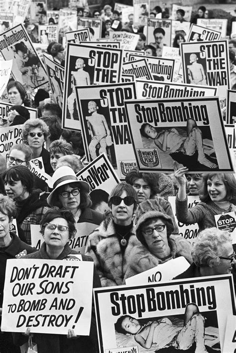 71 Powerful Photos Of Women Protesting Throughout American History