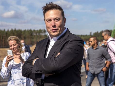 Elon Musk - Richest Person In The World Elon Musk Surpasses Jeff Bezos To Become World S Richest 