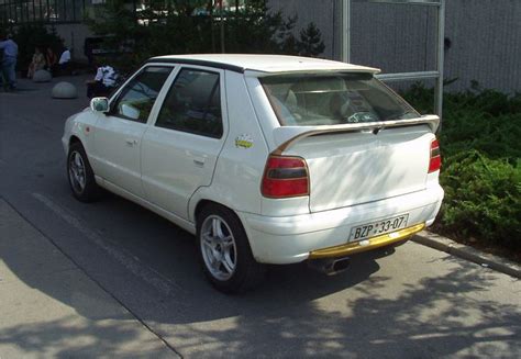 Skoda felicia combi 1.9 d 47kw. Škoda Felicia LX 1.6 Tuning, 2000 Auta5P ID:14177 EN