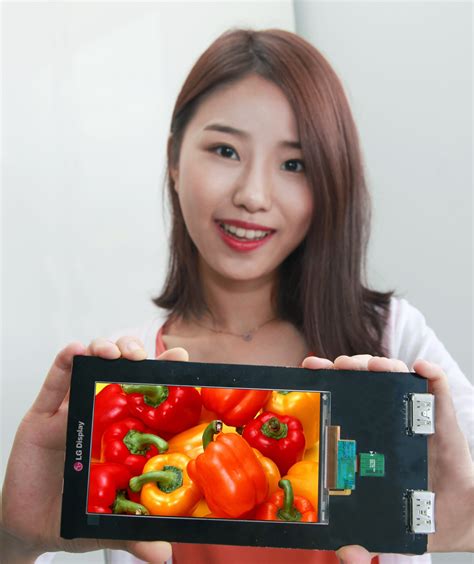 Lg Announes The First Quad Hd Lcd Panel For Smartphones The Geek Church