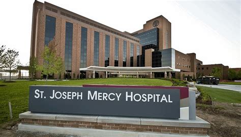 St Joseph Mercy Hospital Critical Caretrauma Pa Residency Pa School