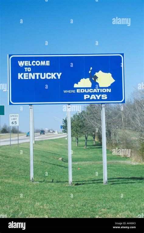 Welcome To Kentucky Sign Stock Photo Alamy