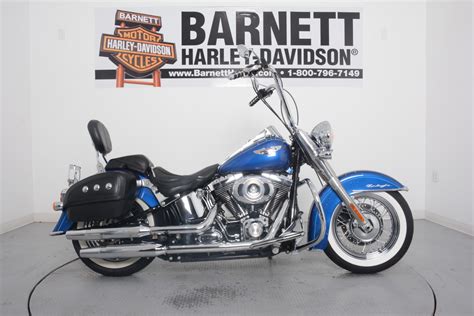 Engine and performance, large engine size for its category 1.745cc very high torgue 145,00nm (above category. Softail® Deluxe | Barnett Harley-Davidson®