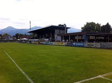 Das stadion an der holzstraße oder auch liebevoll „holz genannt, ist die heimstätte des fc lustenau 1907. Stadion an der Holzstraße - Stadion in Lustenau