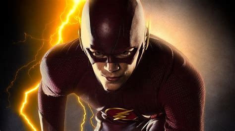 the flash midseason premiere trailer includes heat wave and pied piper
