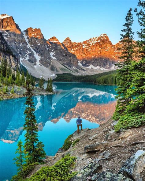 Solve Moraine Lake In Alberta Canada Jigsaw Puzzle Online With 63 Pieces