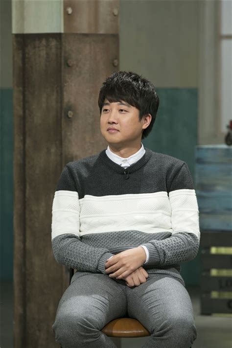 이준석(李俊錫, 1985년 3월 31일 ~ )은 대한민국의 정치인이다. 이준석 "여자친구 집이랑 가까워 국회 인턴 시작했다 ...
