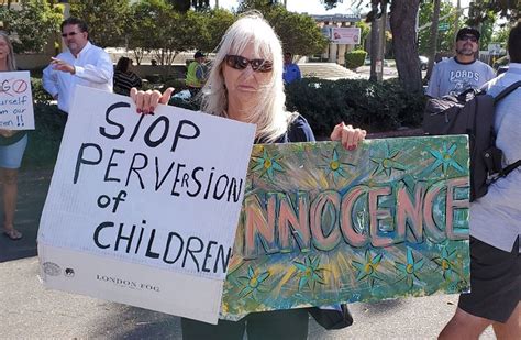 San Diego Massresistance Protests Drag Queen Story Hour Stands Up To