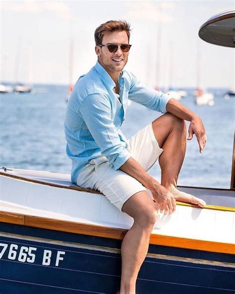 This millionaire dating website aims at helping millionaires establish serious, committed relationships. There are many warm, sweet, wealthy men waiting for you ...