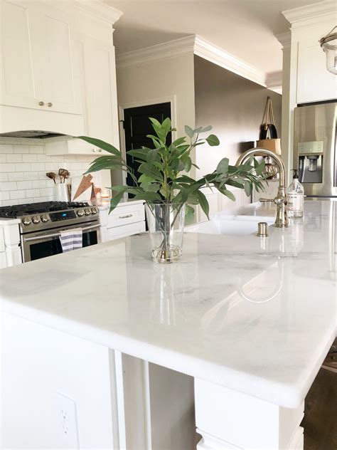 White Quartzite Kitchen Countertops Artofit