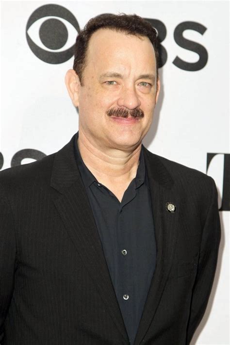 Tom Hanks Succombe à Nouveau à La Moustache En 2013 Planet