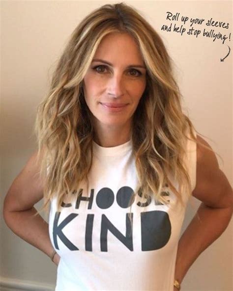 Julia fiona roberts (born october 28, 1967) is an american actress and producer. Official "Choose Kind" Shirt - Omaze.com | Julia roberts ...