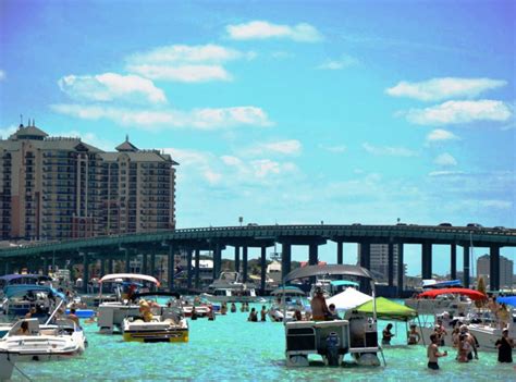 It only takes about 5 minutes to get to crab island from our location on the destin harbor. Visit Crab Island Destin | My Crab Island Rentals, Tours ...