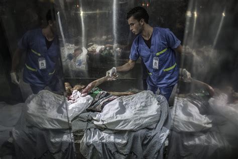 In Hospitals Across Gaza Scenes Of Chaos And Grief The New York Times