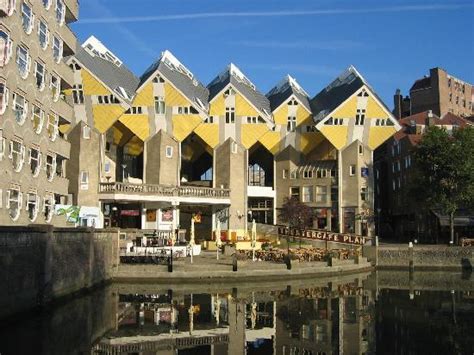 Cube-houses Rotterdam (Old harbour) - Picture of Kijk ...