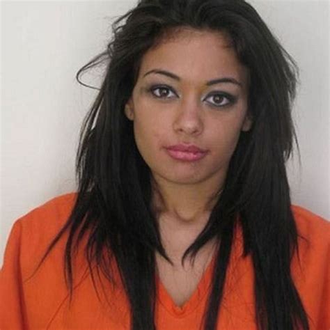 Gorgeous Looking Criminals That You Would Love To Go To Jail With 14 Pics