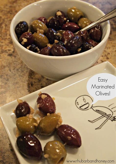 Easy Marinated Olives Forretter