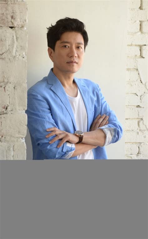Facebook gives people the power to share and makes the world more open and. "내가 해도, 안해도 그만인 작품에는 손이 안가요" - 파이낸셜뉴스