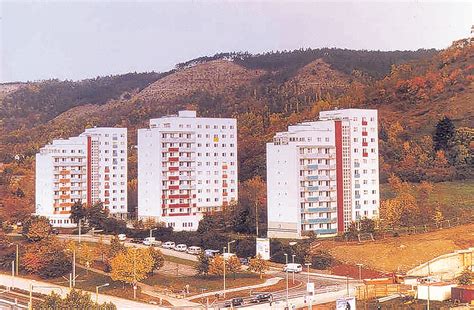 Die immobiliensuche ergab 38 wohnungen jena lobeda in der immobiendatenbank gefunden. Jena-Lobeda, Paul-Schneider-Strasse
