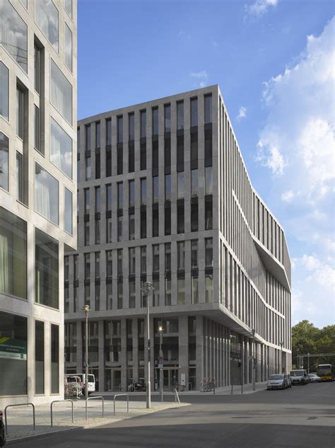 Ich bin ein Berliner - Bürogebäude von Auer Weber ...