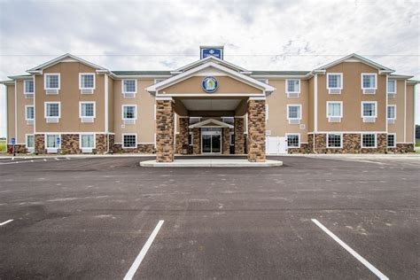 Cobblestone Hotel And Suites Orrville Orrville Oh 1720 North Main 44667