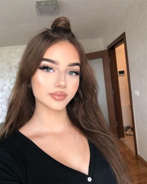 Dzana On Instagram “💓💖💕💞💘🌈💗 ️💝💘 • • Makeup Hi” Beauty Girl Hair Beauty Makeup Looks