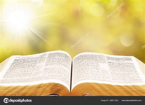 Holy Bible Book — Stock Photo © Billiondigital 168571282