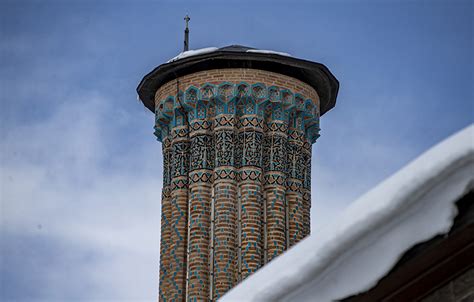 Erzurumun Tarihi Mekanları Beyaza Büründü