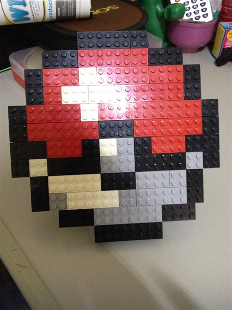 Lego Pixel Art Pokeball By Pedropokefan On Deviantart