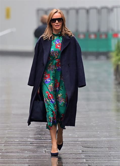 Amanda holden is talking me through the family roast she cooked the day before we speak. AMANDA HOLDEN Arrives at Heart Radio in London 01/13/2021 ...
