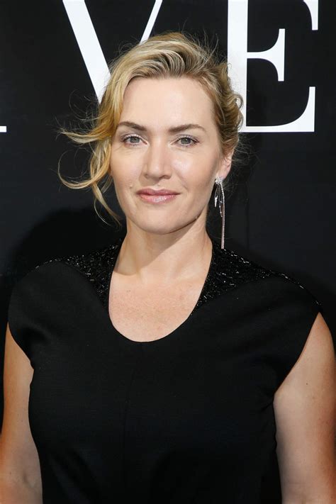 Kate winslet is considered one of her generation's leading actresses, known for her sharply drawn portrayals of kate winslet was born in reading, england, in 1975. Kate Winslet At the Giorgio Armani Prive Haute Couture ...