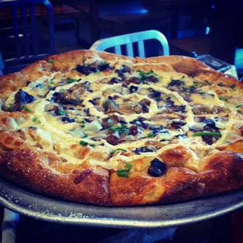 Už jste navštívili destinaci mellow mushroom foley? Mellow Mushroom - Pizza Place in Jacksonville