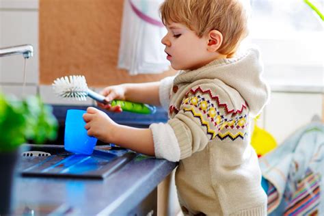 7 Important Reasons Why Kids Should Have Chores