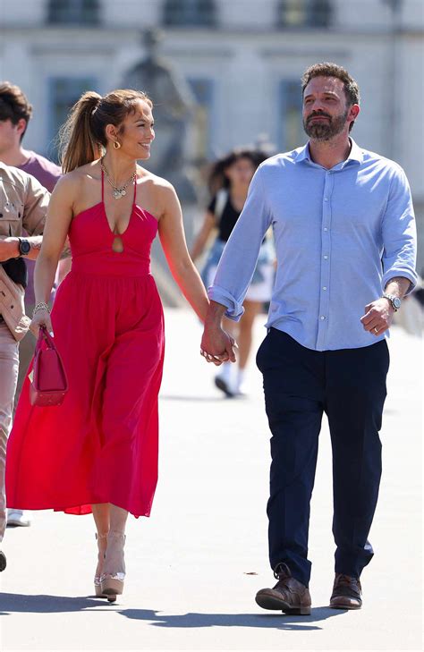 Jennifer Lopez And Ben Affleck Are Honeymooning In Paris — Here Are The