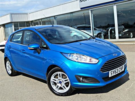 Ford Fiesta 10 Ecoboost 100ps Zetec 5dr Candy Blue 2013 In