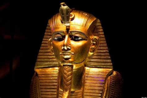 The photo above was taken just as king tut's coffin lid was taken off. King Tut Death: Epilepsy Killed Boy King Tutankhamun, New ...